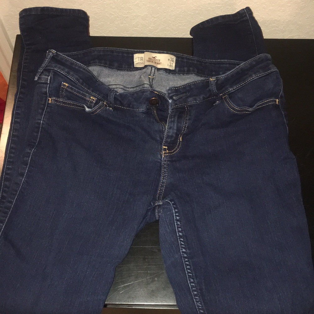 Hollister skinny jeans